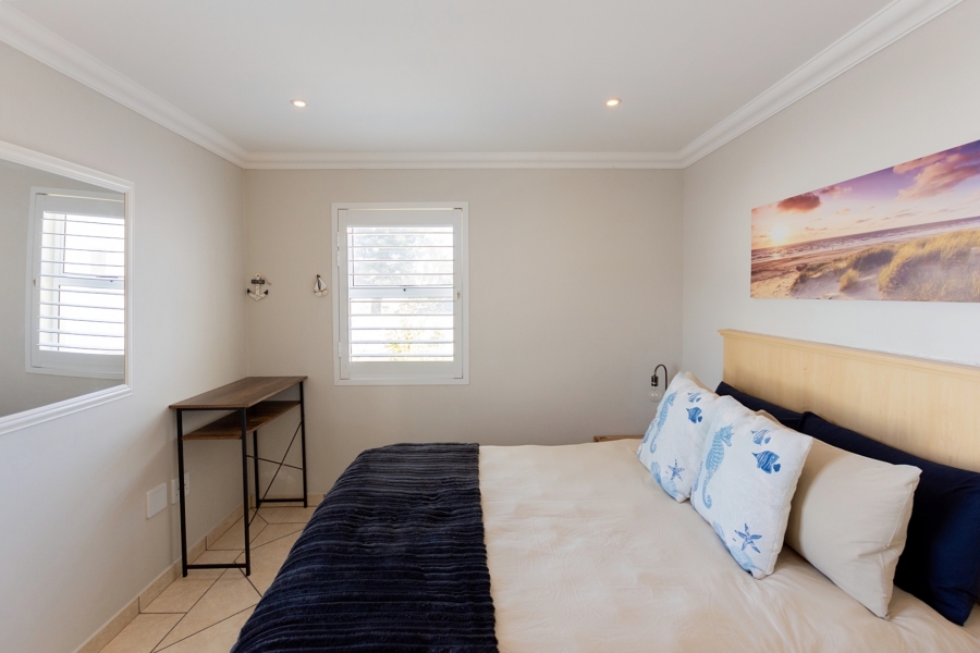 4 Bedroom Property for Sale in Golden Mile Western Cape